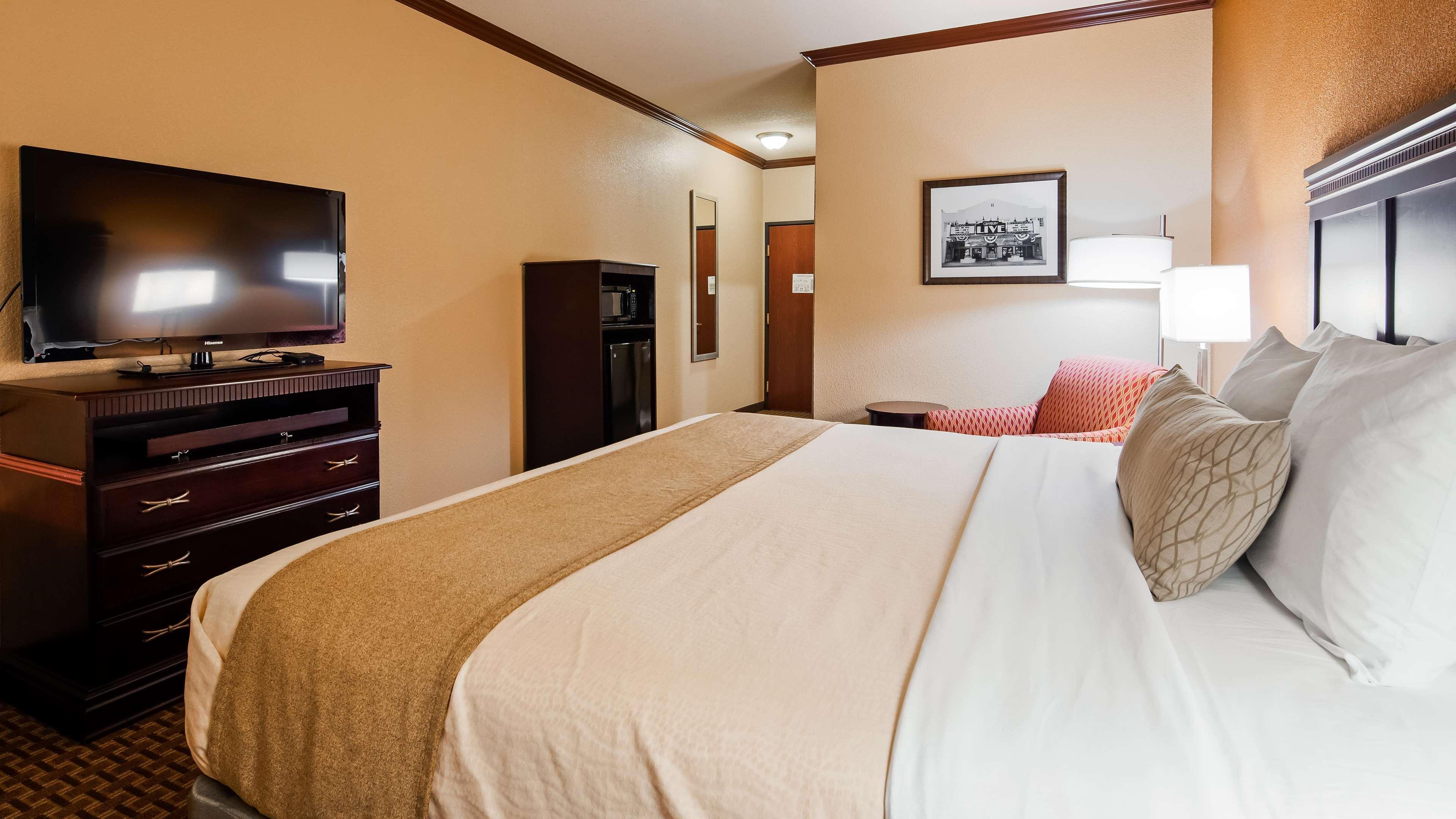 Best Western Granbury Inn And Suites Εξωτερικό φωτογραφία