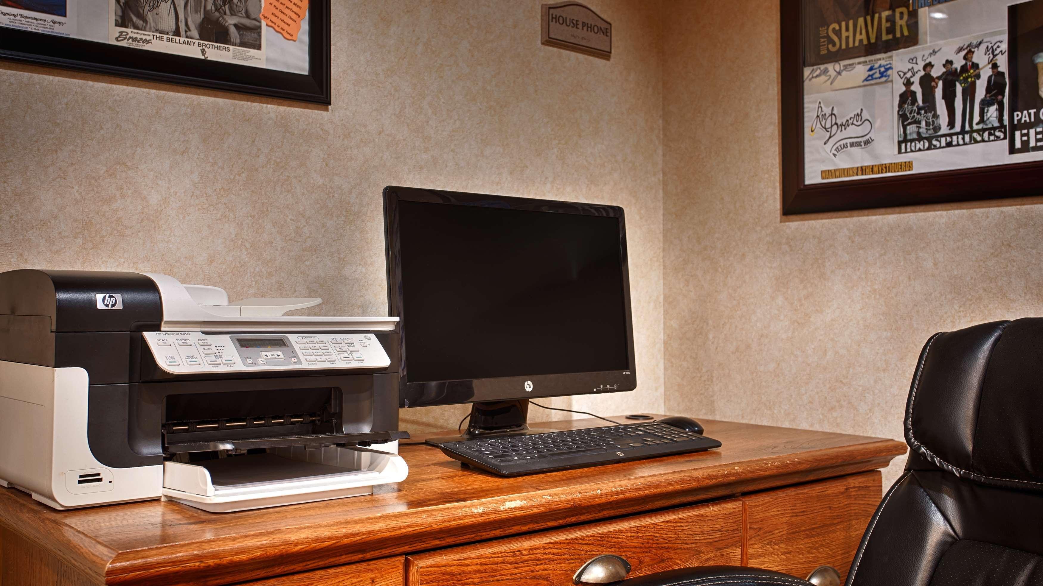 Best Western Granbury Inn And Suites Εξωτερικό φωτογραφία