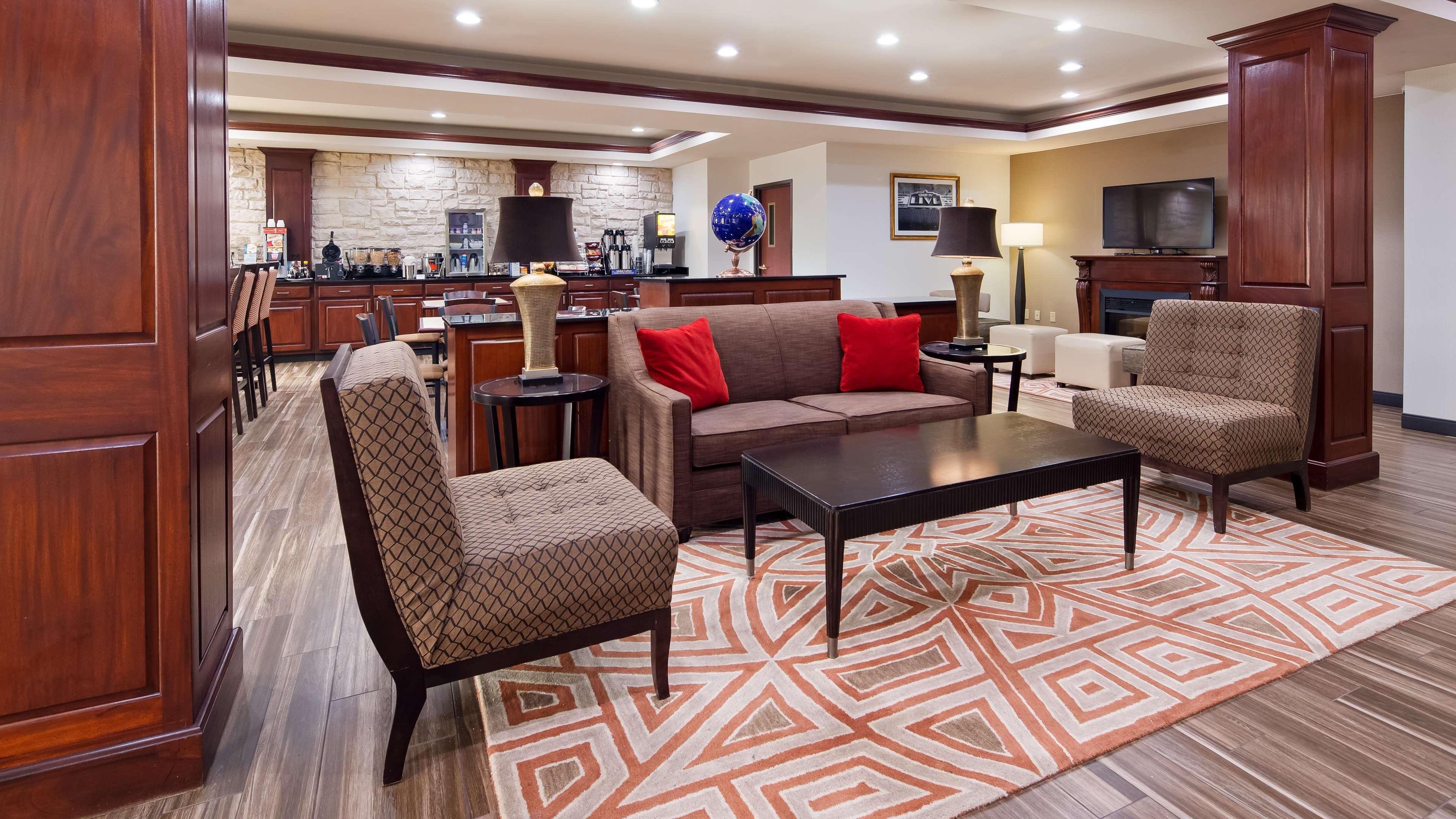 Best Western Granbury Inn And Suites Εξωτερικό φωτογραφία